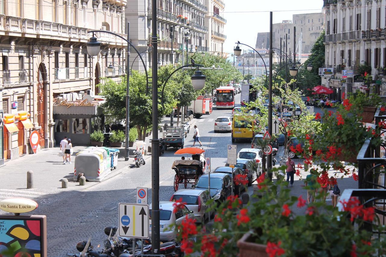 Grand Tour 4Rooms Napoli Ngoại thất bức ảnh
