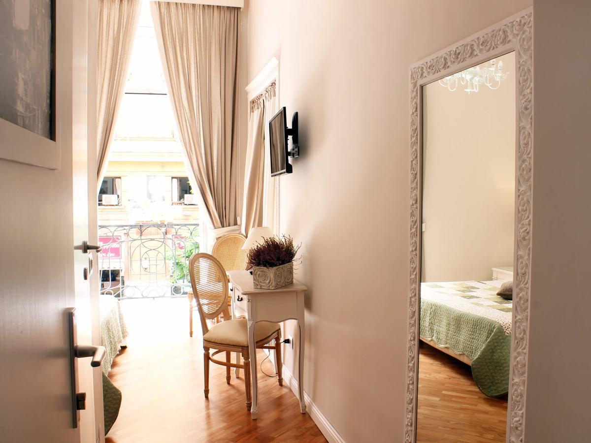 Grand Tour 4Rooms Napoli Ngoại thất bức ảnh